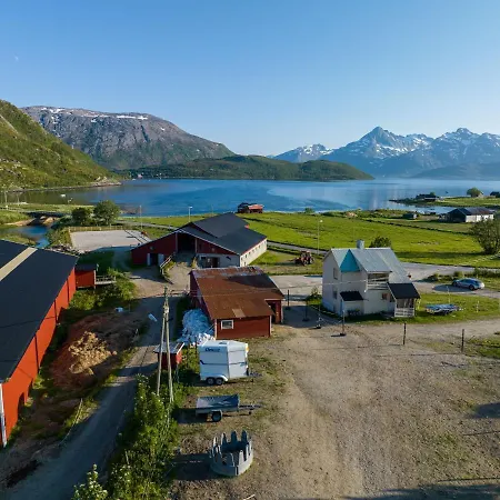 Gospodarstwo agroturystyczne Storjord Ranchhouse *