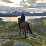 Vakantieboerderij Storjord Ranchhouse Kvaloya