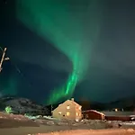 Vakantieboerderij Storjord Ranchhouse *
